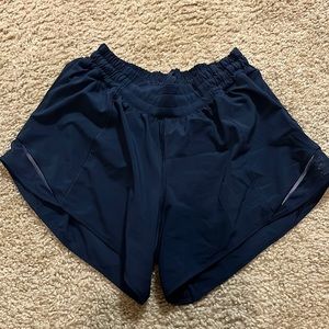 lululemon navy hotty hot shorts
